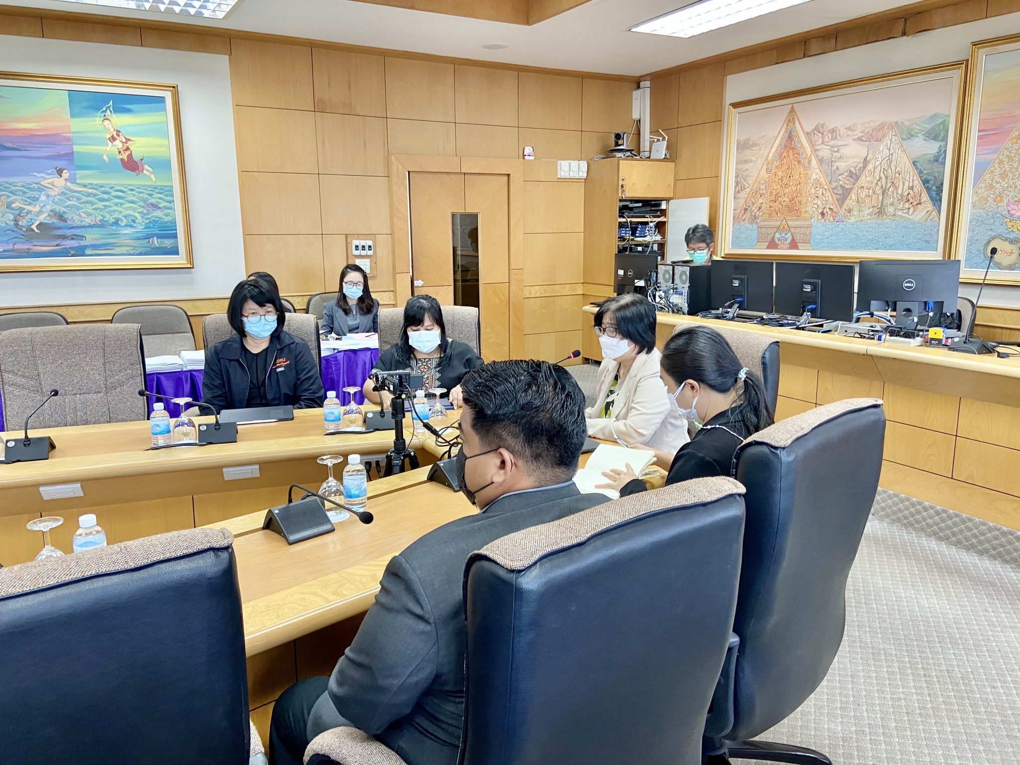 รูปภาพประกอบ